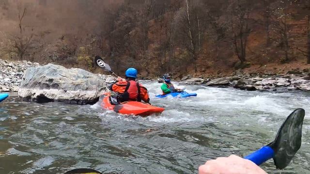 Jiu, 5-6.11.2022, ww kayak, Romania, 60 km from Cabanuca (my mountain guest house) смотреть онлайн