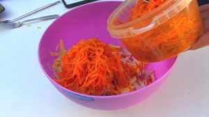 Салат с корейской морковкой и копченой курицей Простой и вкусный салат