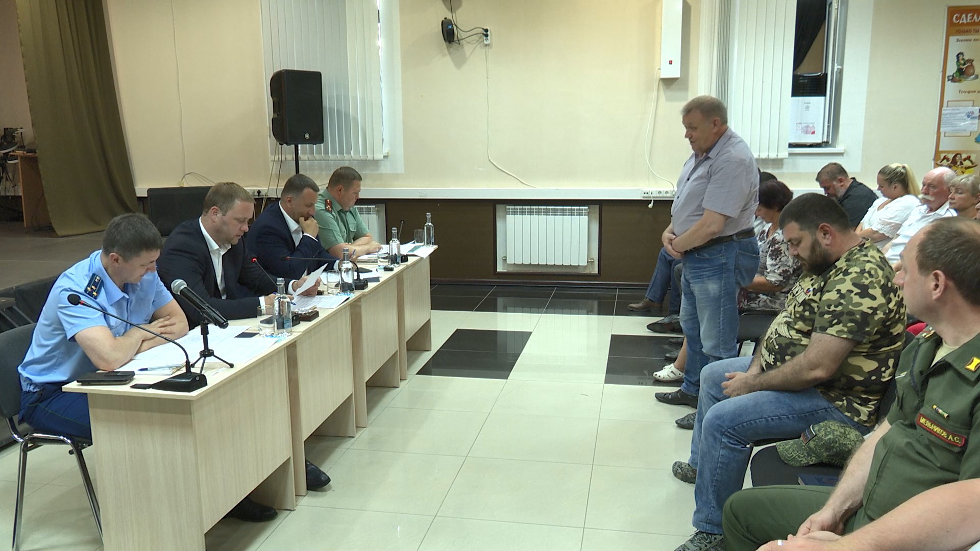 В селе Варваровка состоялся прием граждан