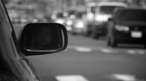 Вертикальная черточка на боковом зеркале автомобиля: для чего она нужна