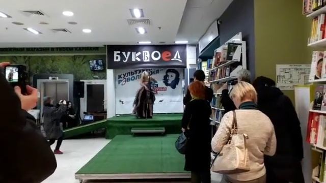 Гениальная игра на виолончели