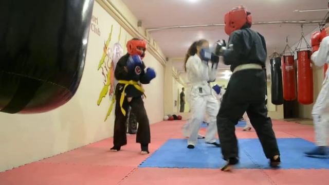 Спарриг - рукопашный бой смотреть онлайн