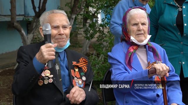 В Волжском прошла акция «Поем двором. Фронтовая бригада в каждый округ» смотреть онлайн