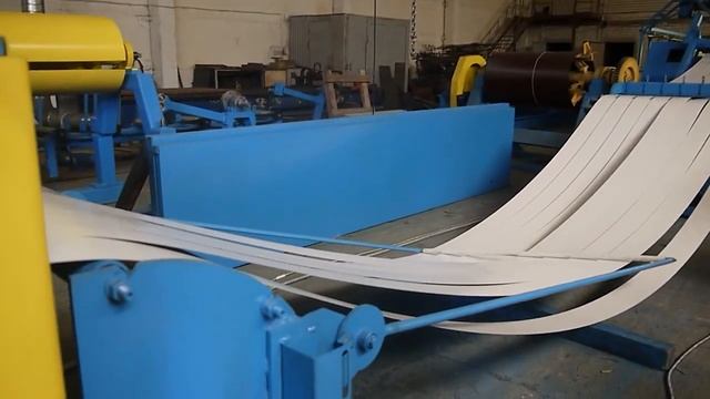 Линия продольной резки рулонного металла на штрипс