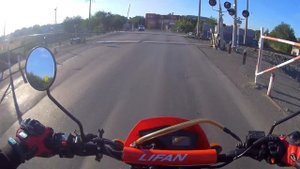 Lifan lf200-gy-3b проехал по городу