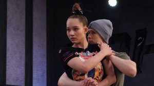 Танцы: Александра Киселева и Станислав Пономарёв - В 14 лет попала на ТНТ (сезон 3, серия 16)