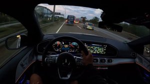 2022 MERCEDES BENZ GLE 400d 4MATIC COUPE 330 PS TOPSPEED NIGHT POV DRIVE FRANKFURT AIRPORT (60 FPS)