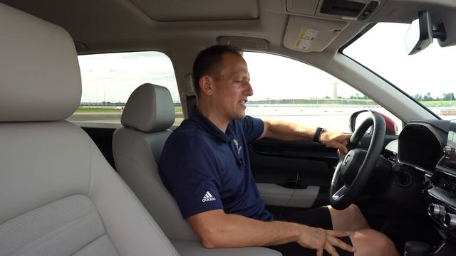 Is the NEW 2023 Honda CR-V a better SUV to buy than a Mazda CX-5?