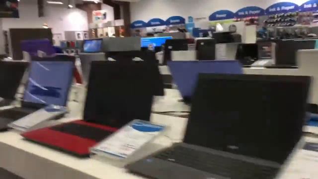 БОЛЬШАЯ ЛУНА И НОВАЯ НЕДВИЖИМОСТЬ смотреть онлайн