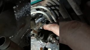 Рулевая рейка на elgrand с клапаном и без клапана.