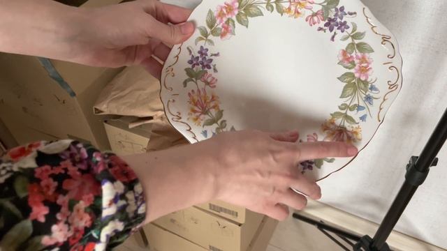 Сегодня о любимой посуде и весеннем интерьере, о вишневых слоечках и украшениях #juliaslifenotes смотреть онлайн