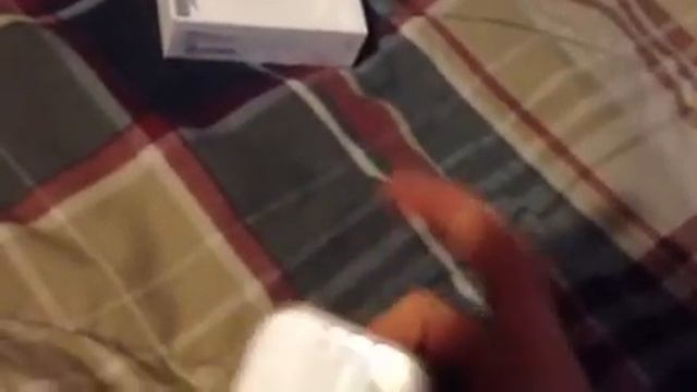 Apple EarPods & Bose AE2 Audio Headphones Review смотреть онлайн