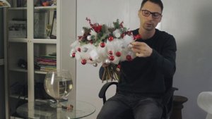 Зимний букет на крутом каркасе.