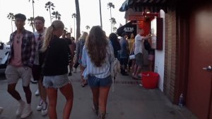 Newport Beach streets next to the beach