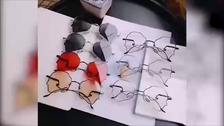 Очки.