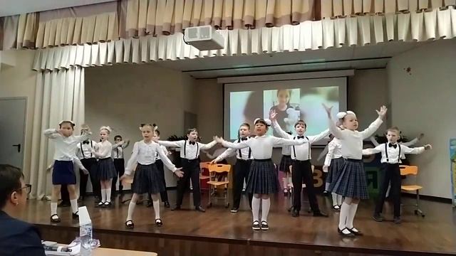 Танец «Школа это целый мир»
