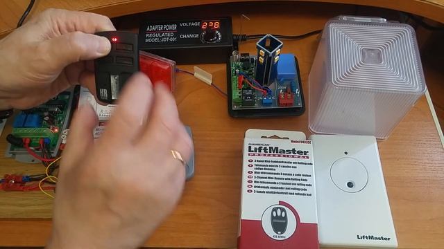 Pultelio Came ir. Liftmaster kopijavimas i universalu HRMatic смотреть онлайн