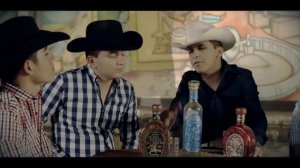 Los Plebes Del Rancho De Ariel Camacho - No Pasa de Moda ft. Christian Nodal [Official Video]