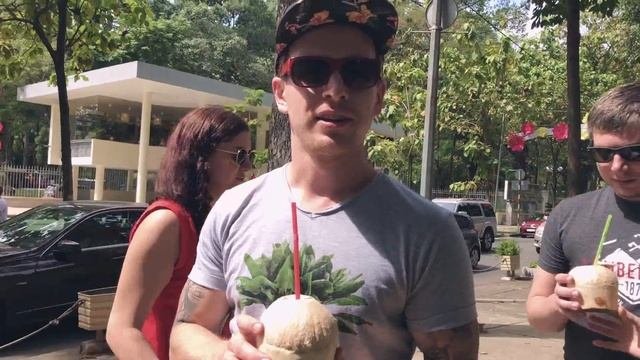 Хошимин. Новый год в столице Вьетнама. Дорога из аеропорта, достопримечательности, еда и мопеды.
