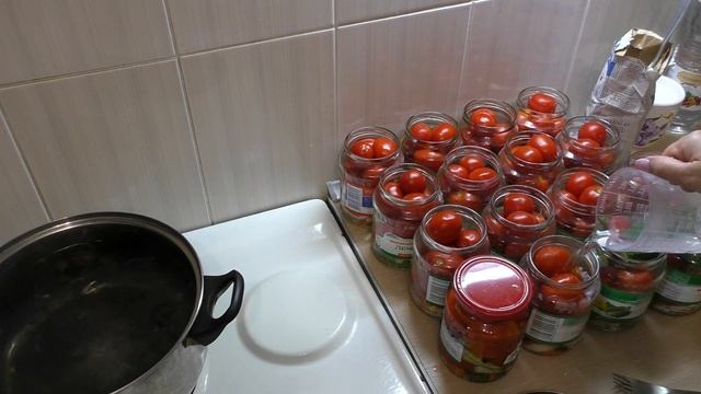 ЛЮБИМЫЙ РЕЦЕПТ МАРИНОВАННЫХ ПОМИДОР НА ЗИМУ смотреть онлайн