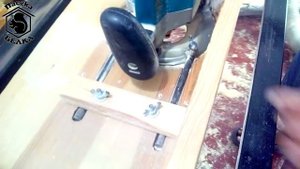 Фрезер Makita 3612 и мобильный стол для нее в циркулярку