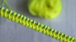 Не ожидала, что получится так красиво! Подруга посоветовала попробовать Болгарский зачин спицами