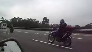 Suzuki rf 900 r