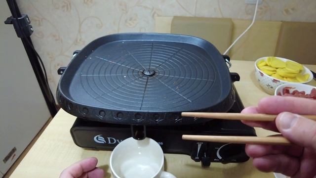 КАК НАКОРМИТЬ БОЛЬШУЮ КОМПАНИЮ ИЛИ ЧУДО КОРЕЙСКАЯ СКОВОРОДКА MAIFAN #кухня #рецепты #ужин смотреть онлайн