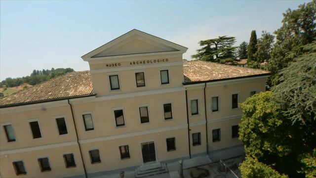 Area archeologica di Aquileia | In volo sull'archeologia italiana смотреть онлайн