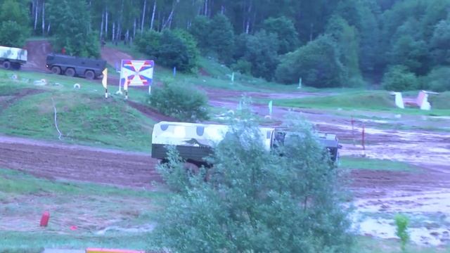 Проезд Volat в Бронницах День военного автомобилиста 2014