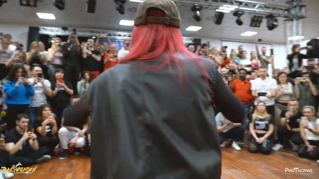 Jr - La Estrella | Bachata Workshop | Magda & Valeria смотреть онлайн