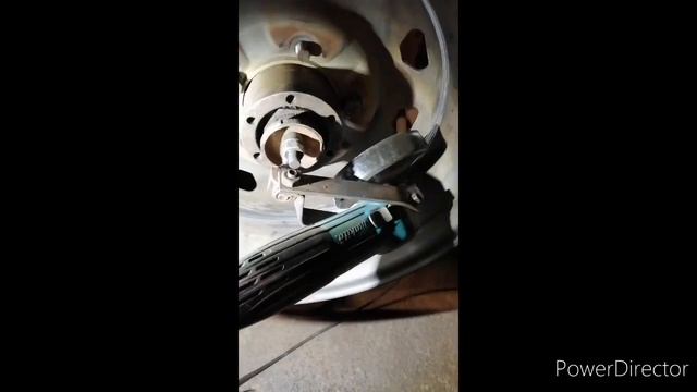 Колёсные диски. Способ резки для изменения геометрии. смотреть онлайн