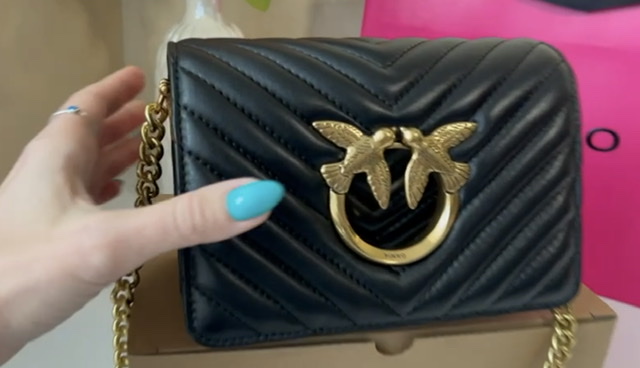 Сумка Love Click Mini смотреть онлайн