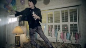 Tegan and Sara - Closer (Official Music Video)