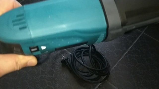 Перфоратор Makita HR2470,первый старт.