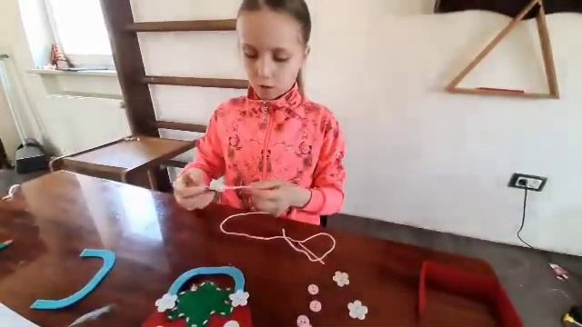 Сумочка клубничка смотреть онлайн