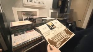 "Vinyl House" Record Store / St.Petersburg, Russia