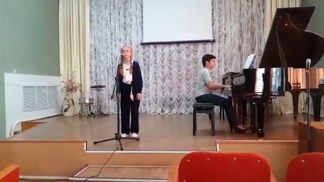 Шибалина Даша. Муз. В. Бохана, стихи В.Уралова. "Фронтовые песни".