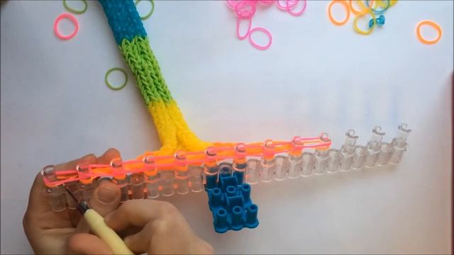 Как сделать пенал из резинок Rainbow Loom. How to make pencil case. смотреть онлайн