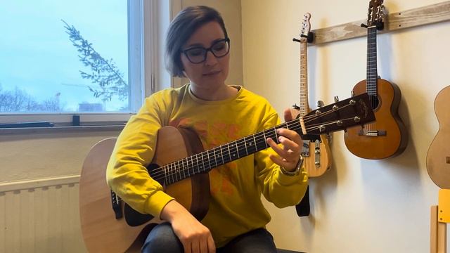 Как научится быстро переставлять аккорды на гитаре. Руководство для начинающих. . Am C D G Em A смотреть онлайн