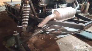 Самодельный снегоход. Защита рулевых тяг снегохода- третья лыжа.