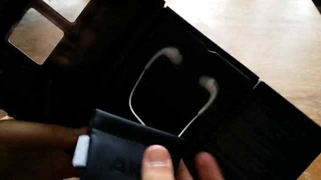 AKG K321 Unboxing (4K) смотреть онлайн