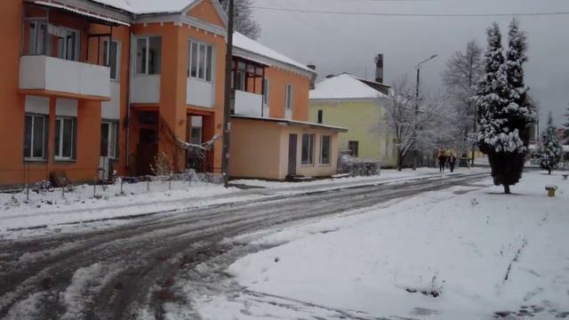 У нас выпал снег - а у вас? смотреть онлайн