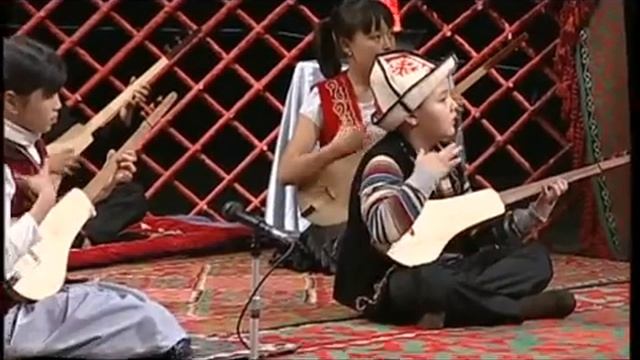 4-сабак Комуз смотреть онлайн