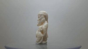 Эбису. Нэцкэ вырезана из клыка моржа