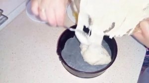 Картофельный пирог с луком из жидкого дрожжевого теста.