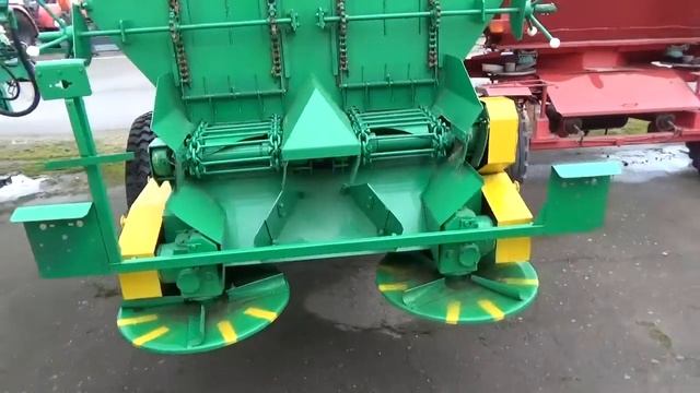 Разбрасыватель минеральных удобрений МТТ-4У смотреть онлайн
