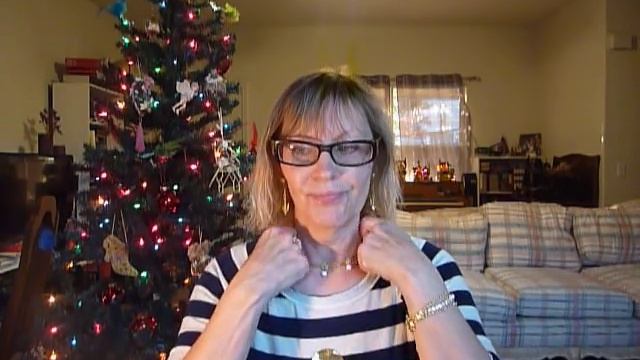 Винтажные украшения от компании FLORENZA, броши и клипсы с камеями. смотреть онлайн