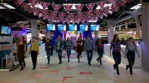 Флеш моб в ТРЦ Магазины Радости