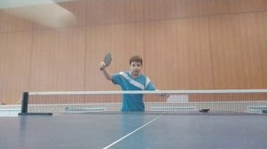 Иван Кеменов. Скидка с подачи с нижним вращением.